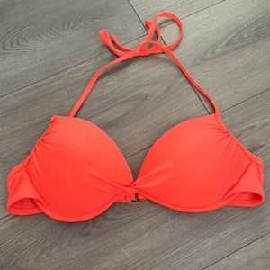 NWOT Bikini top